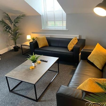 Fantastic Large 2 X Bedroom Flat, Free Parking Сейл Экстерьер фото