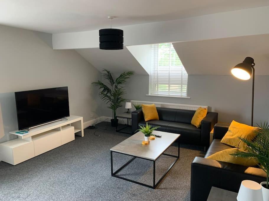Fantastic Large 2 X Bedroom Flat, Free Parking Сейл Экстерьер фото