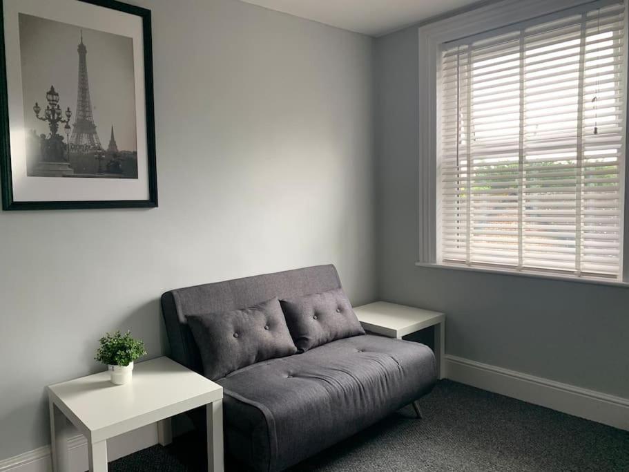 Fantastic Large 2 X Bedroom Flat, Free Parking Сейл Экстерьер фото